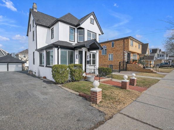 154-25 13th Avenue, Whitestone NY 11357