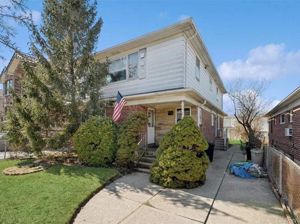 6912 Cloverdale Boulevard, Oakland Gardens NY 11364