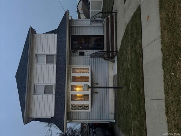 13155 221st Street, Laurelton NY 11413