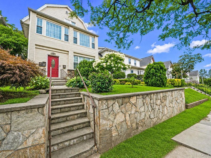 425 S Columbus Avenue, Mount Vernon NY 10553