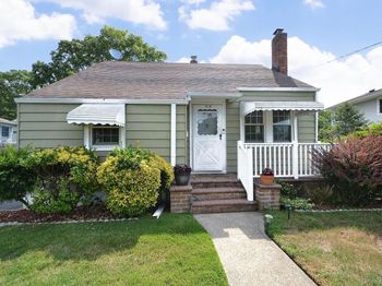 418 Asharoken Boulevard