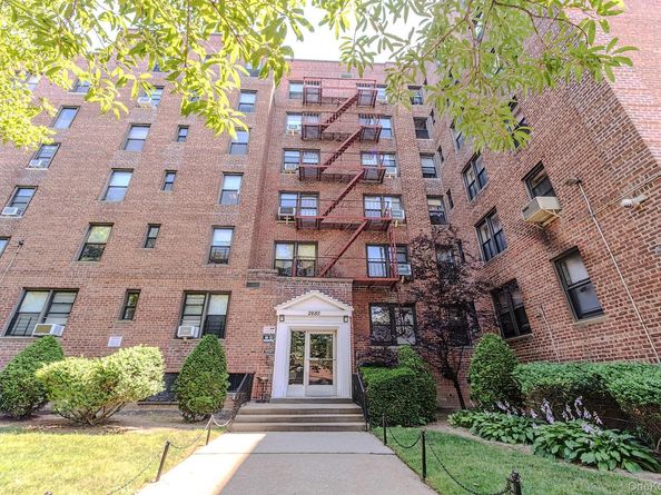 2685 E 7th Street 6M, Brooklyn NY 11235