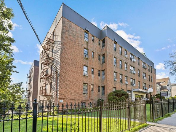 309 N broadway Broadway 2G, Yonkers NY 10701