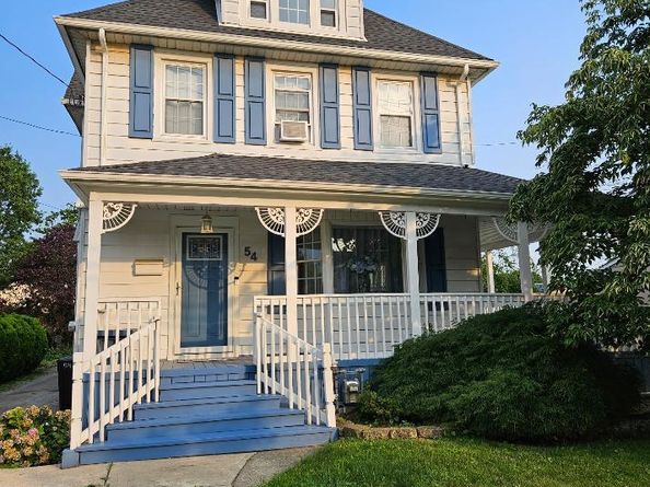 54 Catherine Street, Valley Stream NY 11581