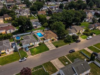 91 Mohawk Avenue