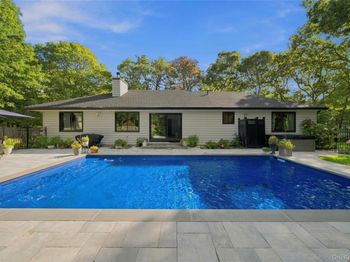 7 Bridle Path