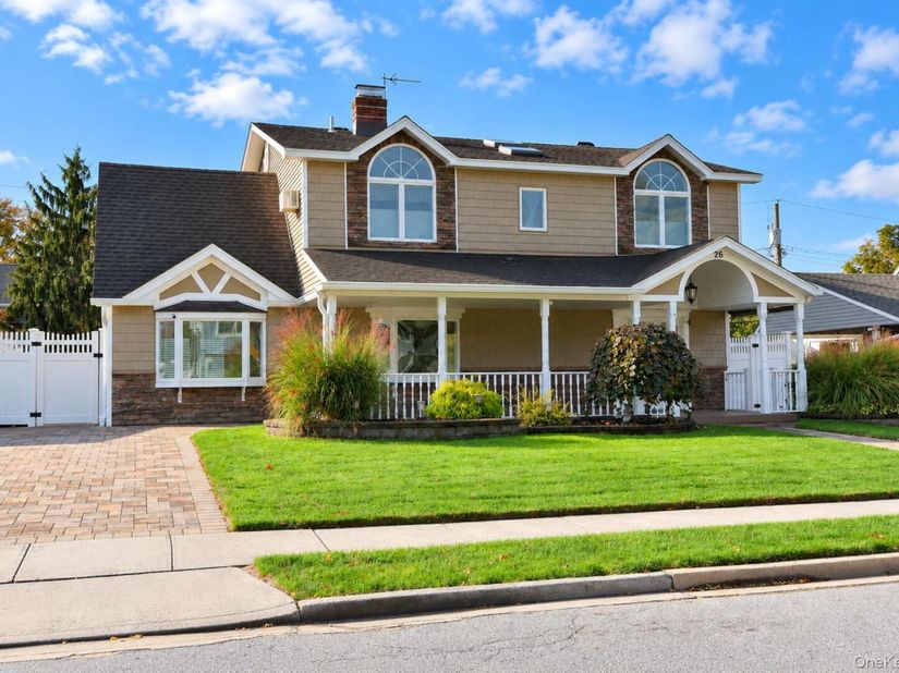 26 Ballad Lane, Hicksville NY 11801