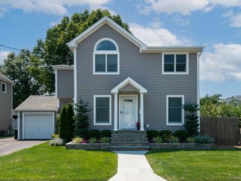 11 Cherry Street