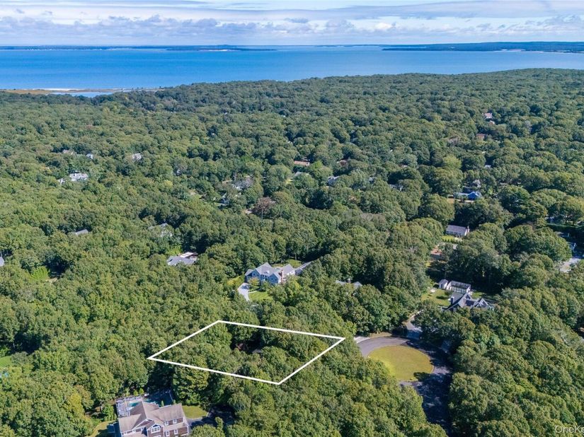 30 Squires Boulevard, Hampton Bays NY 11946