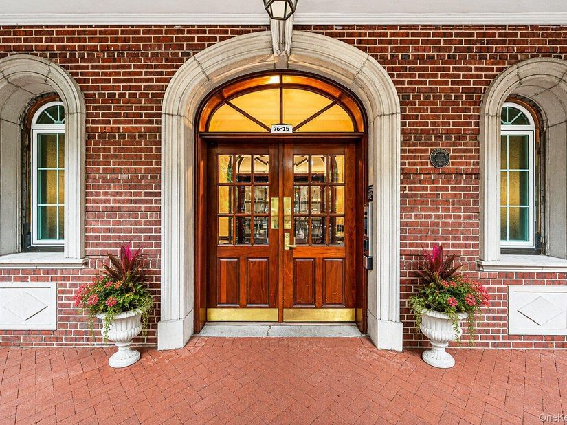 7615 35th Avenue 4E, Jackson Heights NY 11372