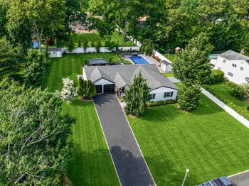 11 Gallatin Drive