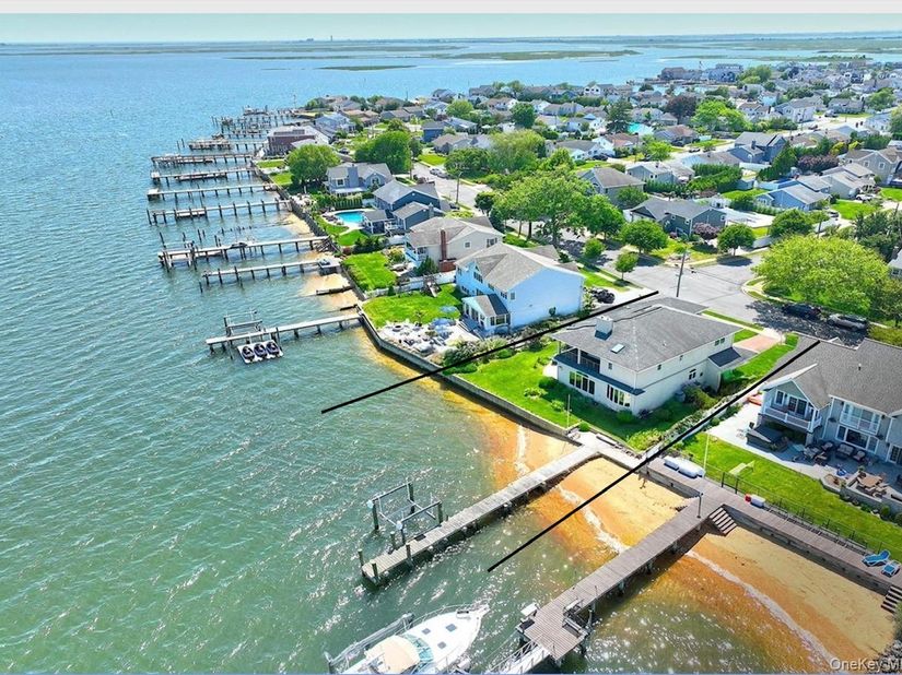 69 Ocean Avenue, Massapequa NY 11758