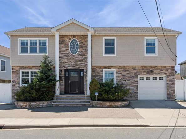 161 Barbara Road, Bellmore NY 11710