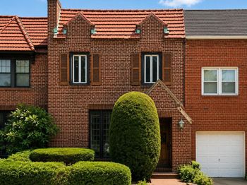 95-19 242nd Street