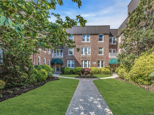 185 Atlantic Avenue A3, Lynbrook NY 11563