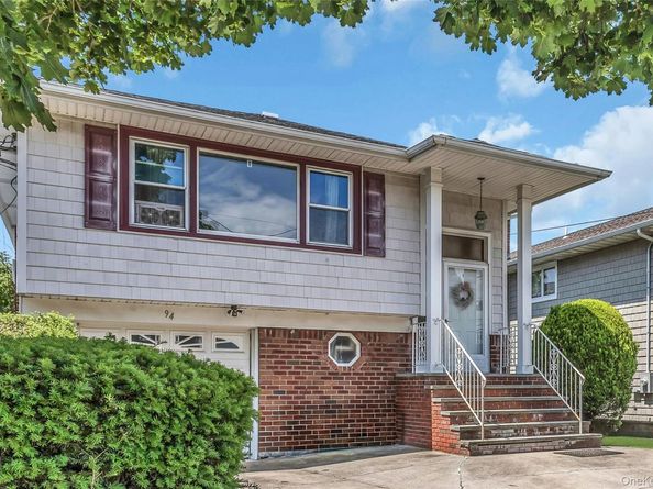 94 Union Place, Lynbrook NY 11563