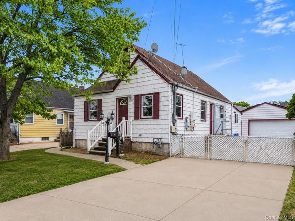 98 Lincoln Street, Elmont NY 11003