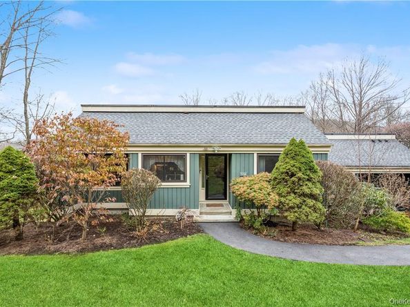 33 Heritage Hills A, Somers NY 10589