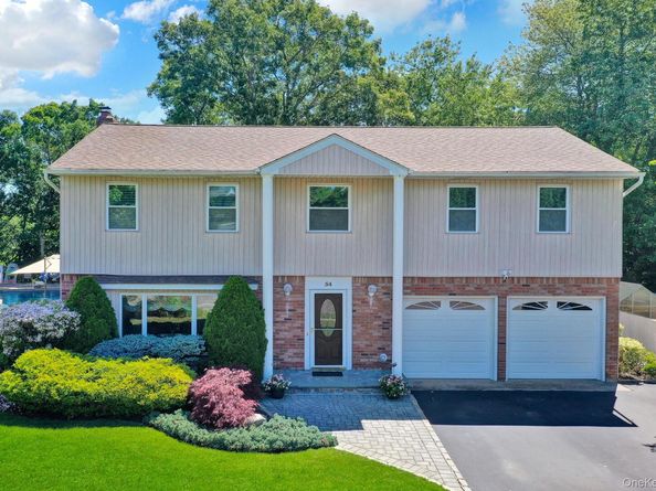 54 Sandy Hollow Drive, Smithtown NY 11787