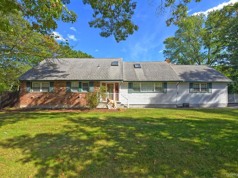 1 Millet Street, Dix Hills NY 11746