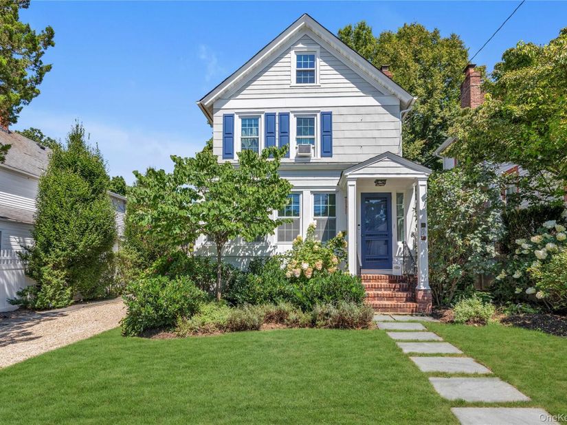 64 Tooker Avenue, Oyster Bay NY 11771