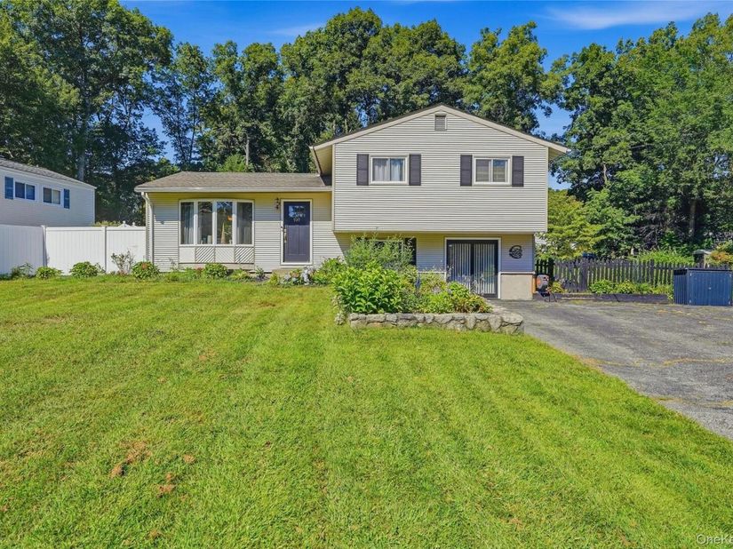 535 Westbrook Drive, Cortlandt Manor NY 10567