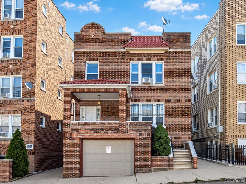126 Park Hill Avenue, Yonkers NY 10701