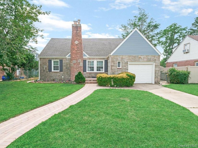 596 Terrace Place, Baldwin NY 11510