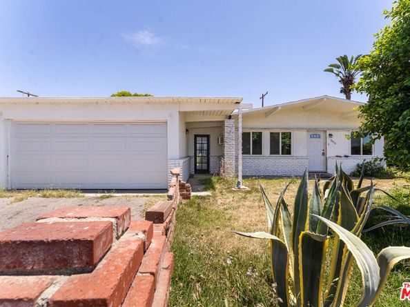 9870 Woodale Avenue, Arleta CA 91331