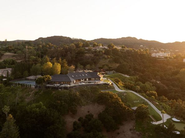 16401 Mulholland Drive, Los Angeles CA 90049