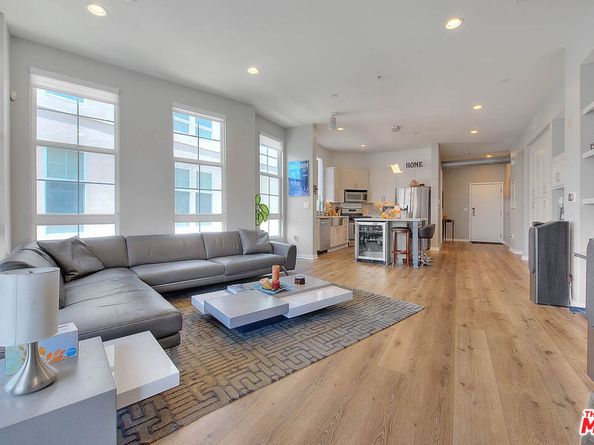 13020 Pacific 303, Playa Vista CA 90094