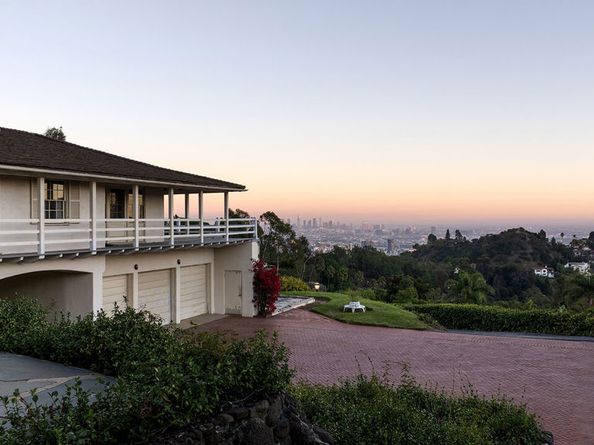 7141 Senalda Road, Los Angeles CA 90068