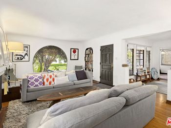 1118 S Crescent Heights Boulevard