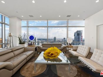 900 W Olympic Boulevard