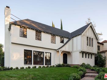 900 S Longwood Avenue