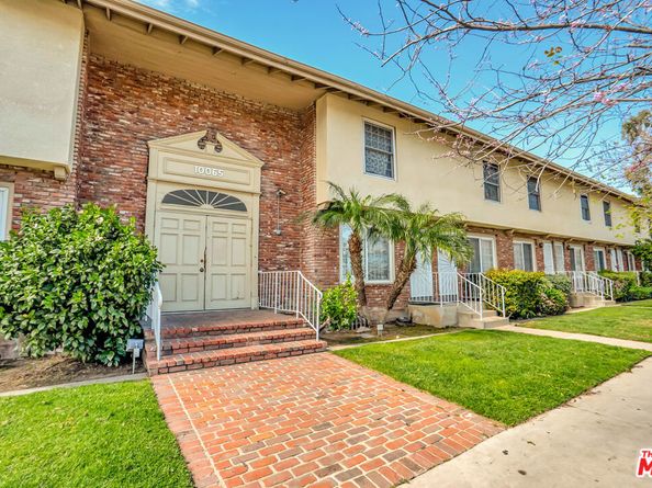 10065 De Soto Avenue 304, Chatsworth CA 91311