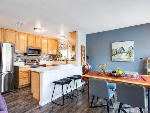 10462 Caminito Rimini, San Diego CA 92129