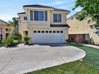 818 Amber Oaks