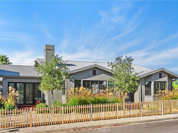 337 Holmwood Drive, Newport Beach CA 92663