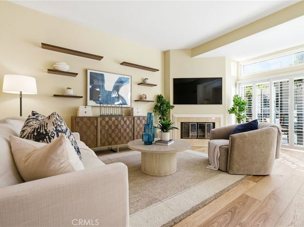 19281 Meadowood, Huntington Beach CA 92648