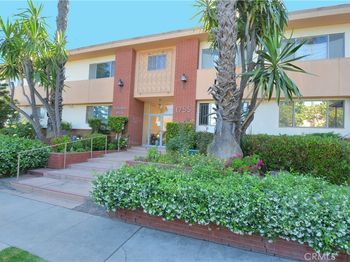 1755 N Berendo Street