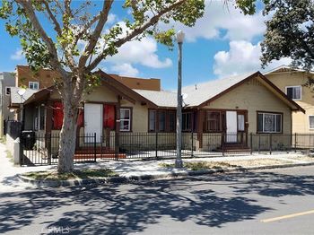 1273 Chestnut