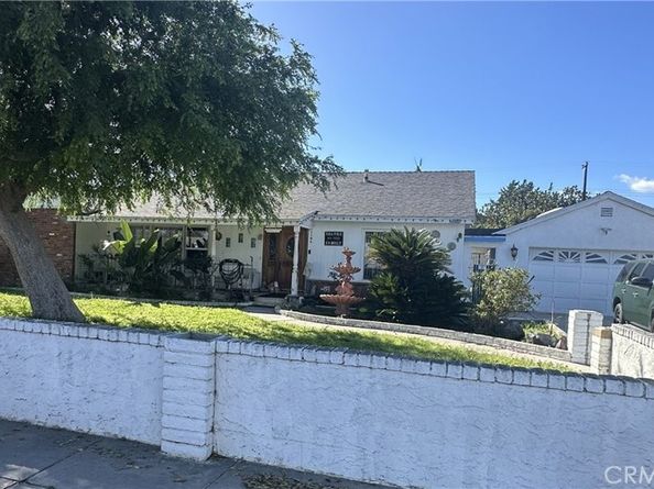 1106 Mar Les, Santa Ana CA 92706