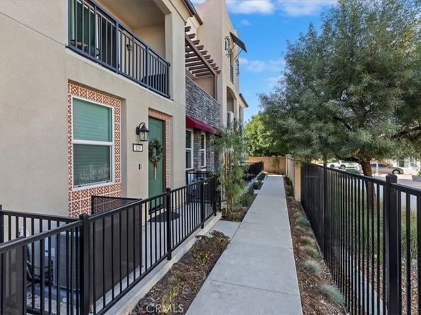 129 Dove Lndg, Covina CA 91722