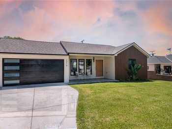 2316 N Parish