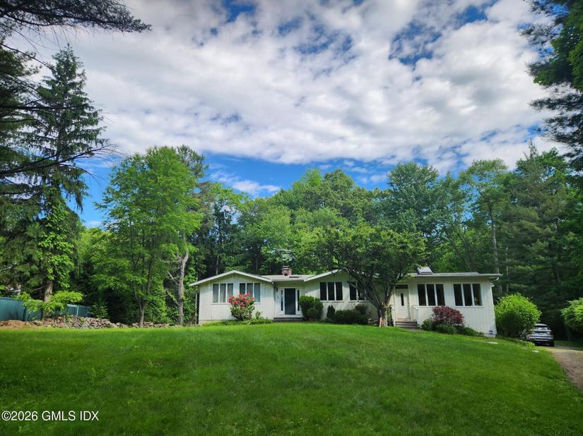 12 Sawmill Terrace, Greenwich CT 06830