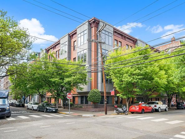 78 Wayne St 303, Jersey City NJ 07302