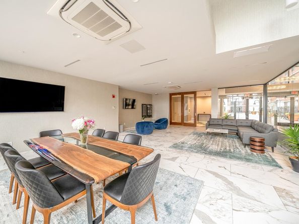 700 1st St 12N, Hoboken NJ 07030