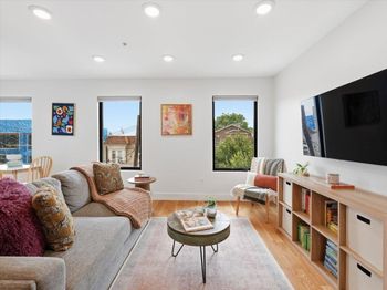 22 Lincoln St