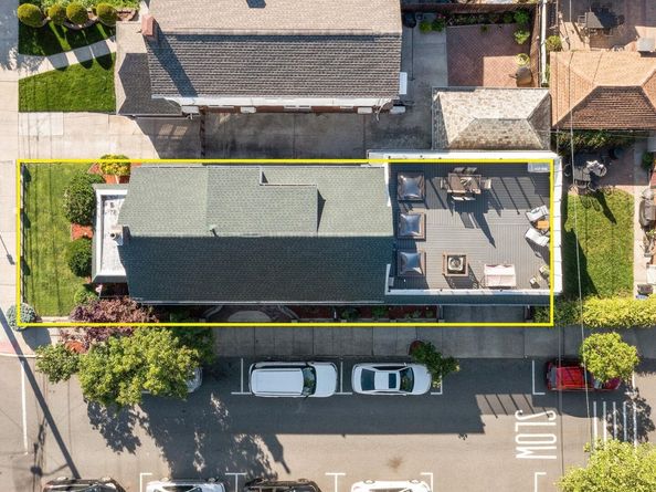 900 79th St, North Bergen NJ 07047